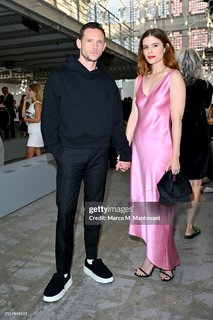 Kate Mara feet photo thumbnail