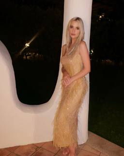 Ashley Benson feet photo thumbnail