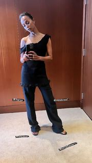Zoe Saldana feet photo thumbnail