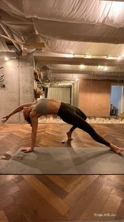 Bar Refaeli feet photo thumbnail
