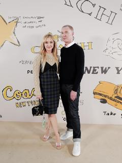 Kathryn Newton feet photo thumbnail