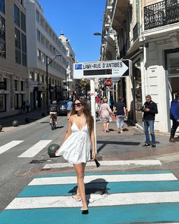 Madison Reed feet photo thumbnail