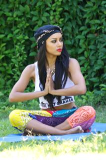Kat Graham feet photo thumbnail
