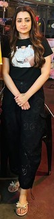 Trisha Krishnan feet photo thumbnail