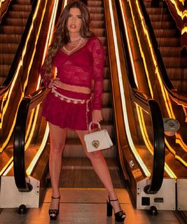 Chanel West Coast feet photo thumbnail