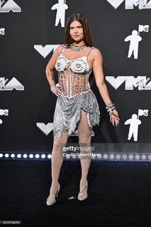 Chanel West Coast feet photo thumbnail