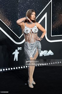 Chanel West Coast feet photo thumbnail