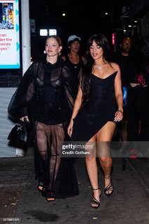 Camila Cabello feet photo thumbnail