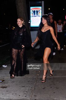 Camila Cabello feet photo thumbnail