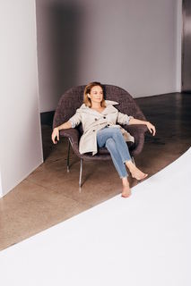 Heather Graham feet photo thumbnail