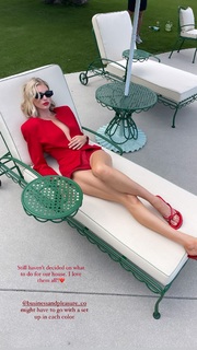 Elsa Hosk feet photo thumbnail