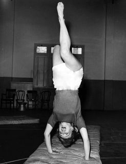 Marilyn Monroe feet photo thumbnail