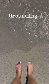 Julieanna Marie Goddard feet photo thumbnail