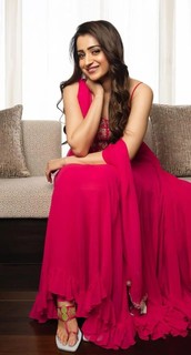 Trisha Krishnan feet photo thumbnail