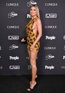 Heidi Klum feet photo thumbnail