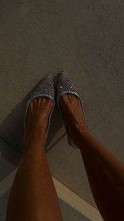 Ilary Blasi feet photo thumbnail