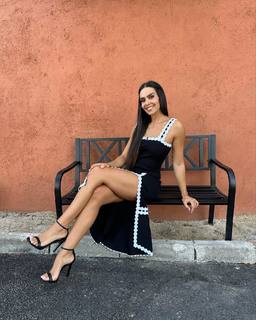 Cristina Pedroche feet photo thumbnail