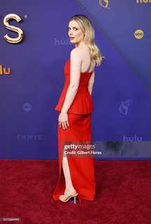 Gillian Jacobs feet photo thumbnail