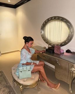 Haifa Wehbe feet photo thumbnail