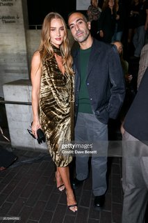 Rosie Huntington-Whiteley feet photo thumbnail