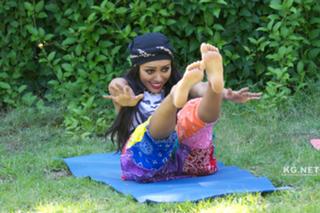 Kat Graham feet photo thumbnail