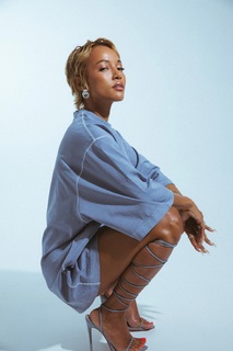 Karrueche Tran feet photo thumbnail