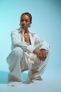 Karrueche Tran feet photo thumbnail