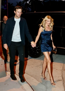 Ivanka Trump feet photo thumbnail