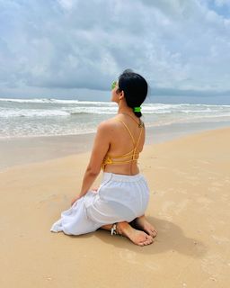 Poonam Yadav feet photo thumbnail