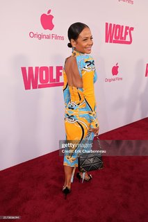 Christina Milian feet photo thumbnail