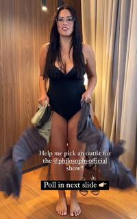 Ashley Graham feet photo thumbnail