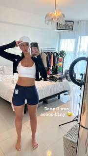 Julieanna Marie Goddard feet photo thumbnail