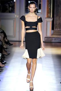 Karlie Kloss feet photo thumbnail