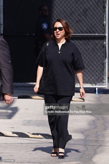 Maya Rudolph feet photo 5