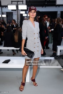Anna Safroncik feet photo thumbnail