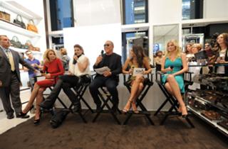 Nikki Reed feet photo thumbnail