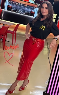 Giovanna Antonelli feet photo thumbnail