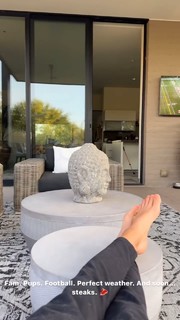 Danica Patrick feet photo thumbnail