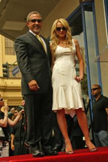 Lindsay Lohan feet photo thumbnail
