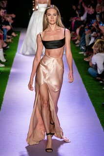 Candice Swanepoel feet photo thumbnail