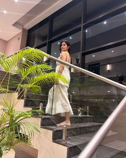 Poonam Yadav feet photo thumbnail