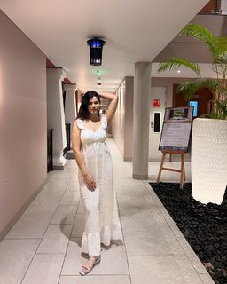 Poonam Yadav feet photo thumbnail