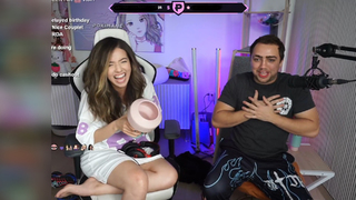 Imane Pokimane Anys feet photo thumbnail
