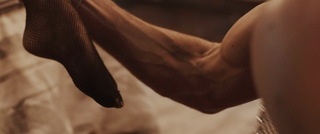 Blake Lively feet photo thumbnail