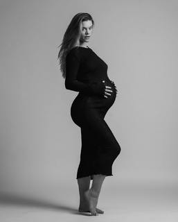 Nina Agdal feet photo 1
