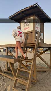 Katie Sigmond feet photo thumbnail