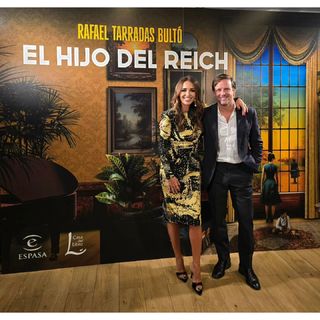 Paula Echevarría feet photo thumbnail