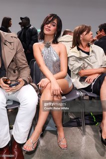 Camila Cabello feet photo thumbnail