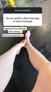 Kay Hansen feet photo thumbnail