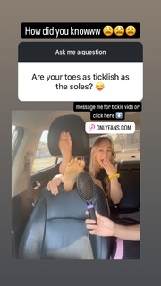 Kay Hansen feet photo thumbnail